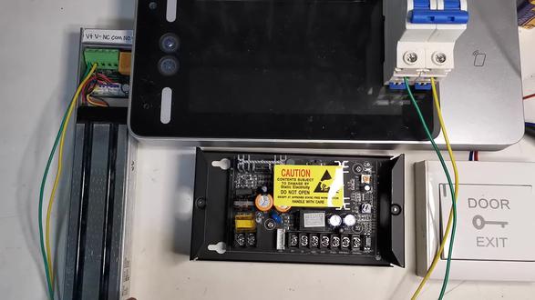 门禁电源接线方法和功能 #电工