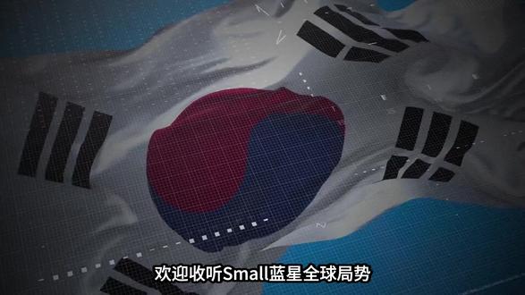 韩国散户的"疯狂赌局":杠杆历史新高,狂买中国科技股 韩国散户,这个全球闻名的"韭菜群体",正在创造历史。
一季度买入中国科技股120亿美元——超过2024年全年。融资融券余额180万亿韩元,杠杆率3.5倍,部分激进者高达10倍。银行甚至推出"零利率保证金贷款"促销。
他们的"购物车":阿里巴巴35亿美元、腾讯28亿、美团18亿、小米12亿、比亚迪8亿。
买入逻辑很简单:"中国科技股被低估了"——阿里PE仅18倍,远低于亚马逊的40倍。"AI浪潮中国不会缺席"——DeepSeek、字节跳动让他们兴奋。
但华尔街警告:"警惕拥挤交易与市场过热后的回撤风险。"#科技股 #韩国 #韭菜 #杠杆