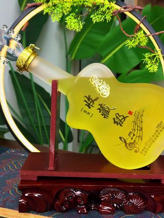 这款酒太精美了 非常适合收藏摆柜 #精品摆件 #高档大气上档次 #送礼佳品 #美酒