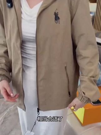 #男士秋季必备外套#保罗艾布纳夹克,防风+防水+耐造#宽松大码版型不挑身材,日常休闲#户外通勤都适穿#上身减龄又有气质
