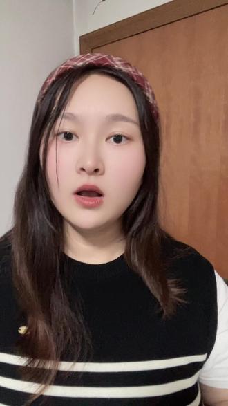 聊天还能这样玩#多闪app#多闪#小火人AI聊天