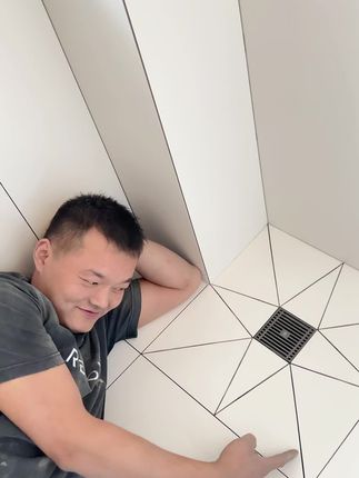 卷来卷去才能提升工艺希望每一家业主都能遇到自己的神仙瓦工师傅#贴砖工艺 #柔光砖 #神仙瓦工师傅
