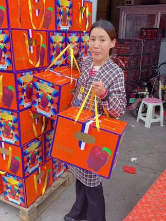 #优质农产品 #新鲜采摘 #脆甜多汁 #红富士苹果 #花牛苹果