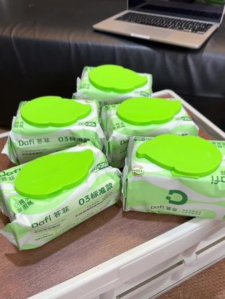 这加大加厚的纯水湿厕纸,还是可降解的材质,可冲马桶就不会尴尬留味,平常就对屁屁洁净有要求的,刷到的姐妹,赶紧囤起来叭!#经期必备 #生理期必备 #湿厕纸推荐 #湿厕纸的妙处谁用谁知道 #答菲纯水湿厕纸