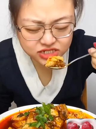 这个软糖劲大巨好使,有需要的姐妹,趁活动抓紧囤,这活动可不是天天有!#大餐救星 #吃货必备