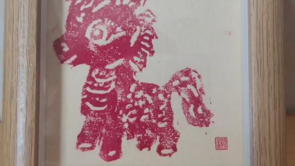 迎财神,做红马!
沉浸式制作生肖马摆台,
每一笔都是新年的好寓意。
2026,愿大家马到成功,万事顺意!🧧#以画养心#画画是件很快乐的事#绘画过程#执笔渡人