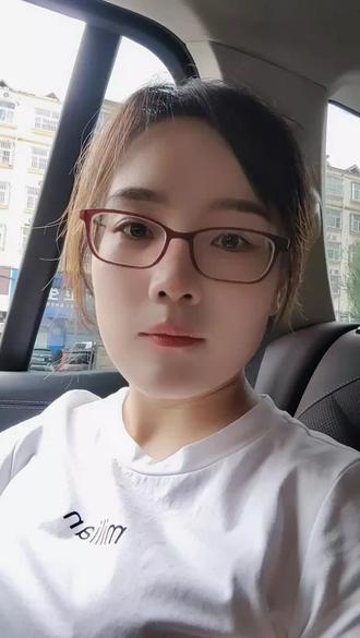 半扇门楣上裱真情,可笑至极!