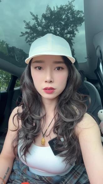 可玩性特别高的棒球帽,不怕压不怕捏折,不会变形,专业运动面料有防水速干,很轻薄,特别适合春夏天 日常通勤、健身运动、户外徒步都很适合。#运动帽 #户外穿搭 #运动穿搭