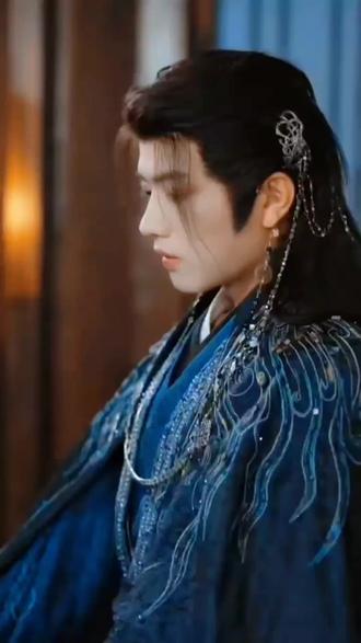 这个嘴硬又可爱的摄政王你喜欢吗?《卦妃她要逆天改命》正在热播中,没看的快去奇异果追剧吧
#新剧来袭 #强烈推荐 #帅气逼人组合 #王宇威#钟熙