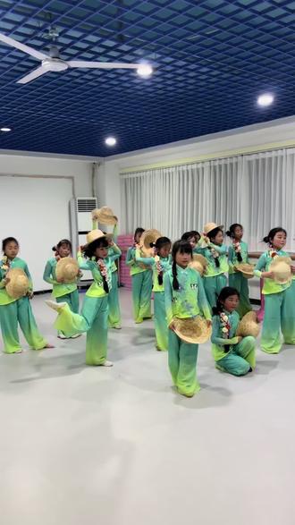 茶山情歌版~茶山小阿妹#舞蹈视频 #舞蹈