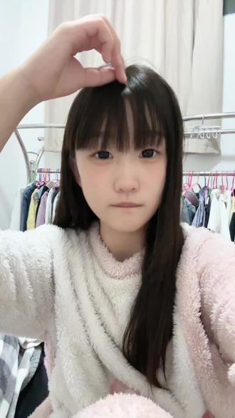 我就是想闹 然后有人哄 就是这样 非常简单