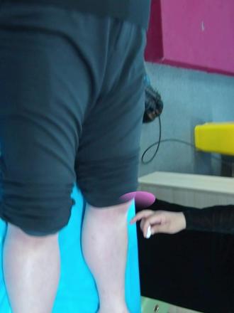 小诀窍:顺着这根骨头往上推,找到“推不动”的那个点 #足三里 #高春花 #高氏三绝针 #经络穴位 #中医基础