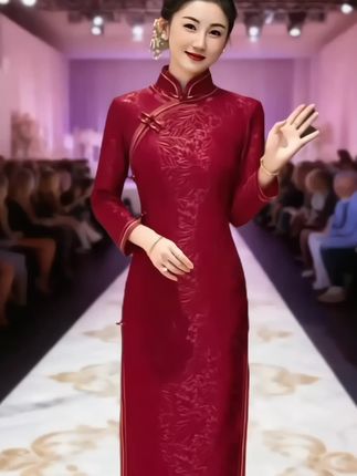 #喜婆婆喜妈妈 #喜婆婆喜妈妈婚宴装 #时尚妈妈装 #高贵优雅 #洋气减龄 @抖加🔥上热门🔥dou+🔥热点宝