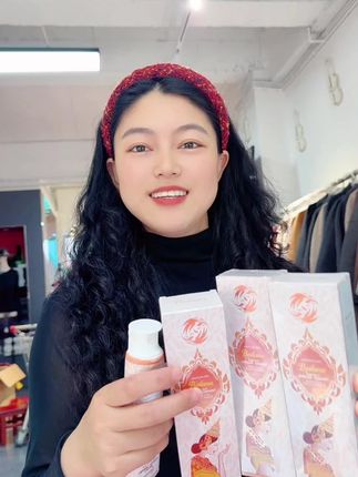 用它刷完牙齿,不仅口气清新,刷的干净,还能美白牙齿,清洁牙垢,保护牙龈#牙膏 #泰国燕窝牙膏 #美白牙齿神器
