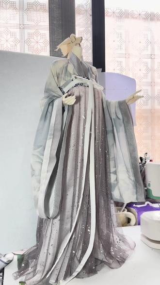 把不穿的汉服爆改娃衣(二)#bjd #裁缝日常 #bjd娃衣