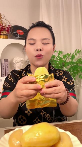 出门揣两包,饿了直接吃 懒得做饭、出门赶路,拿上几包太省事了。太适合我了#即食蒸土豆 #饱腹感超强的早餐 #解馋小零食 #低热量食物 #健康零食