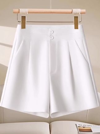 黑色短裤外穿女款2025新款高腰热裤夏天a字版裤子#女装穿搭 #穿搭分享 #每日分享 #穿出自信穿出美丽 #穿搭搭配