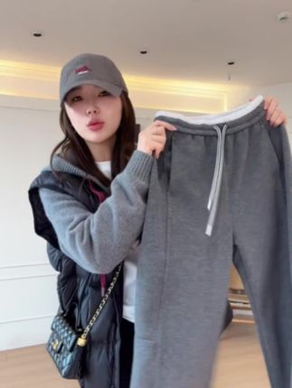 #女装 #休闲穿搭 #松弛感穿搭 #休闲减龄穿搭 #休闲舒适