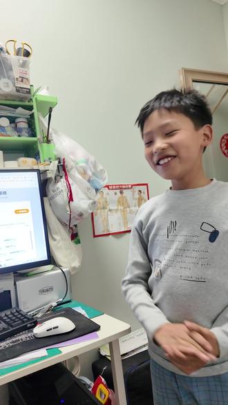 小学生用AI做背单词工具附提示词。关注我,持续分享AI应用 #家庭日常#ai学习 #小学生日常 用AI开启我们的2026学习生活#我就这样开启2026