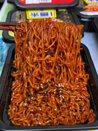 #一碗半拌面#解馋方便面#干拌面#美味来一碗#盒装拌面