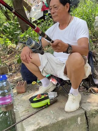 大爷浮钓鲢鳙技巧#原创视频 #浮钓鲢鳙技巧