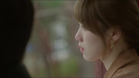 “灰暗的心竟然开始变鲜活,你的存在治愈我”《在你灿烂的季节》第三集,热烈的爱意,终会融化她漫长的寒冬。是两个曾经受过伤的人 互相救赎,把彼此拉出寒冬
#在你灿烂的季节 #李圣经 #蔡钟协 #韩剧 #抖音精选