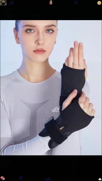 酷峰滑雪护腕护手护掌手套单板护具护甲防摔装备成人儿童滑板轮滑#滑雪护具 #成人护具 #儿童护具 #滑板轮滑装备 #酷峰护具