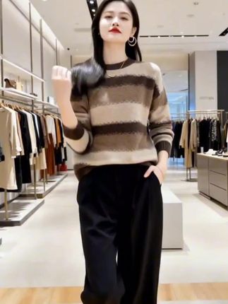 #秋季微胖穿搭测评 #通勤穿搭如何摆脱士气感 #被秋日氛围感穿搭拿捏了#复古穿搭 #穿搭分享