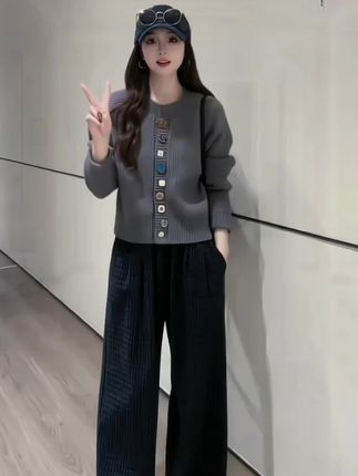 #减龄显瘦穿搭 #休闲减龄穿搭 #简约大气 #慵懒风