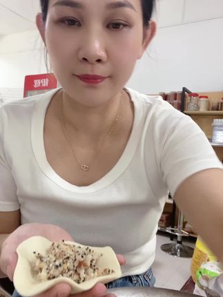 大肉包猪油糖包有时间就做点！#同城美食 ##纯手工制作美食 #生活不会辜负每一个努力的人