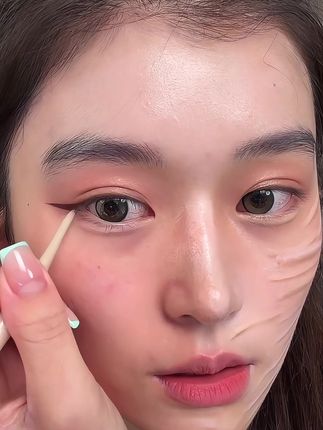 唯资新品!自带刀锋刷的胶笔能有多好用~手残党也能轻松画出完美眼线的秘密,眼线下至卧蚕就靠一个它~#眼线胶笔#手残党画眼线 #超便宜超划算 #防水防汗不晕染