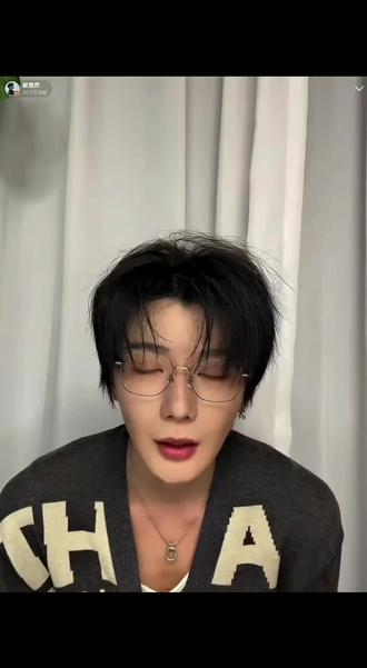 郝熠然的声音好听好听