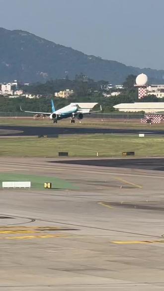 厦门航空321#机场民航人 #一起看飞机