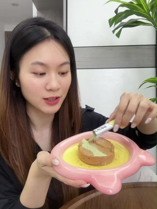 家里猫咪频繁干呕吐毛球,那可能是肚子里有毛球了,可以给它用草本排毛粉#养猫新手 #萌宠 #家有萌宠 #猫零食 #猫咪