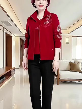 洋气中老年妈妈秋装休闲运动服套装春秋季大码中年女装外套三件套 #穿出女人的气质 #穿出你的时尚你的感觉 #穿出自己的风格 #穿出自信穿出美丽 #穿出高级感
