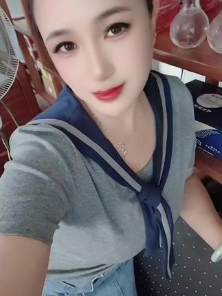 今天没有文案,只有你……