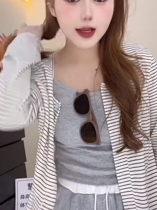 #极简穿搭风格 #条纹控 #今日穿搭