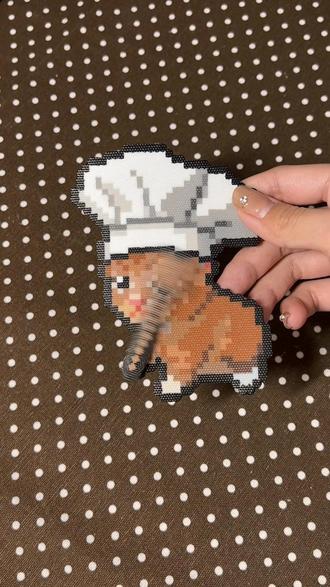 厨神猫meme|制作全过程
可以旋转勺子🥄的厨神猫meme~
图纸老师:🍠在下是嗯嗯(接🥚)
原创老师:@一只橘狸
#轴承 #手工胶 #旋转小猫 #拼豆教程