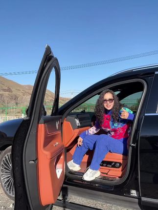 #穿搭 #穿搭分享 #旅游 #李一桐米兰上演高智风穿搭#李现Allblack西装杀