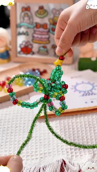 童年圣诞串串乐扭扭棒儿童串珠挂饰DIY男孩女孩手工玩具礼物 #圣诞串串乐 #儿童串珠 #儿童串珠挂饰 #手工玩具 #儿童手工