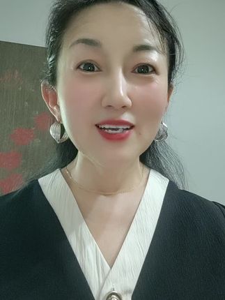 老铁你好,我一直等着你哟,#感恩有你祝刷到的朋友开心快乐每。
