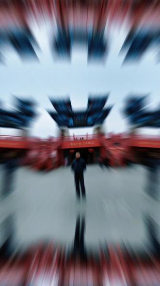 古渡廊桥,一眼千年。
赏秦韵,看渭水,不负好时光。