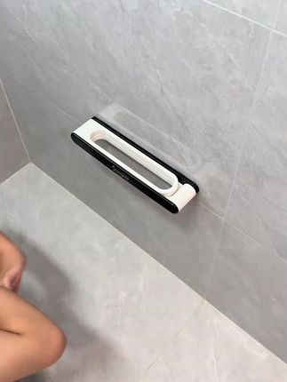 免打孔浴室拖鞋架,轻松壁挂收纳,卫生间好物! #家用挂架 #拖鞋挂架 #浴室好物 #浴室鞋架 #挂式鞋架