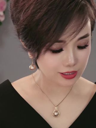铜合金项链 福袋珍珠项链女2025新款轻奢小众高级感毛衣链颈链ins#热门 #热门音乐🔥 #热门短剧推荐