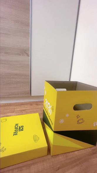 猫主子认证!礼盒箱才是永远的神~ #521KOFE 礼盒箱的终极用途,喵星人和汪星人来告诉你! #循环利用 #喵星人 #汪星人 #养宠家庭必备