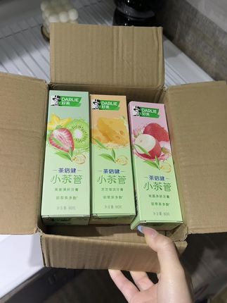 啊啊啊用它刷完的嘴巴满满的水果香!男朋友抱着我啃!还是好来黑人牙膏大品牌的!这个价直接到手6支,趁活动赶紧囤#牙膏 #好来黑人牙膏 #好物推荐🔥