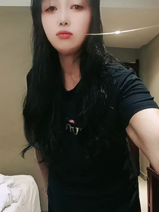 昨天一个人单身匹马来南昌检查。每一次单身匹马来检查都非常的害怕。可是又有谁能理解你的怕?又有谁能陪你到身边,又有谁能懂你?又有谁来安慰我。大家都笑我太愚蠢。太傻心地善良。人家花言巧语你就当真。#情感共鸣 #感上热门