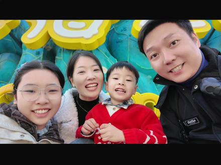 春节假期来郑州海昌海洋公园,连年味儿都充满文化气息。 #河南连年味都充斥文化气息 #海昌海洋神仙节 #郑州海昌海洋公园