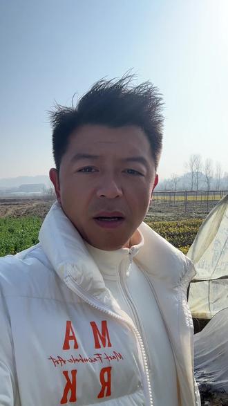 请你一定要相信:只有优秀了,强大了,才会有更多的人看得见你。比赛紧张是好事,说明在乎,紧张过后要去总结,去提升,去超越自己,去慢慢变好#获奖 #心得 #感悟 #唱歌#阿甘大舞台