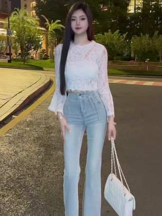 留长发吧,穿什么衣服都有气质 #上衣 #牛仔裤 #美出高级感